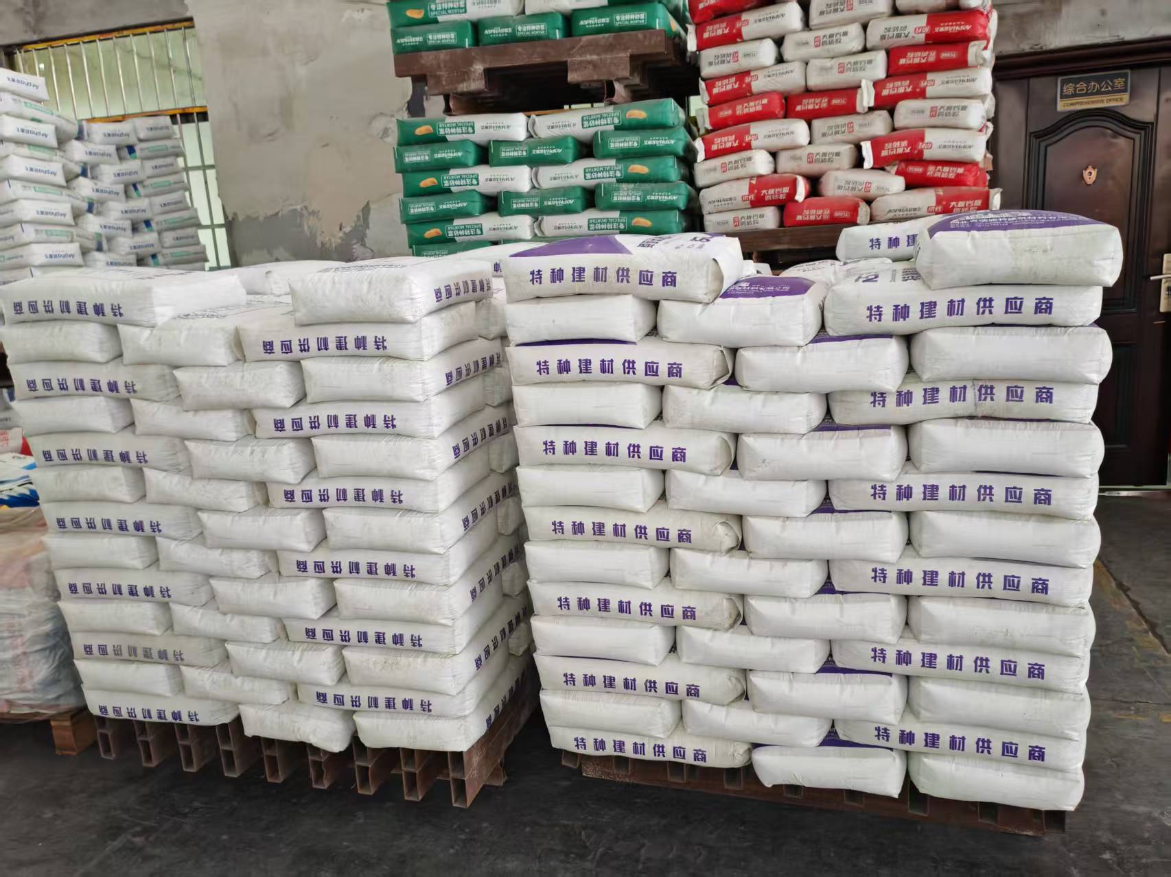 乐陵拱顶带模注浆料